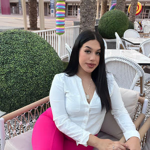 Meet your Posher, Arryana